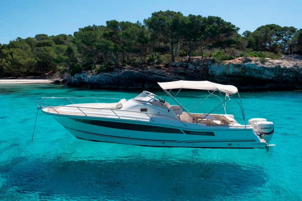 024.7 Motoscafo Cap Camarat 925 400 1 01-cap-camarat-925-400-noleggio-barche-minorca