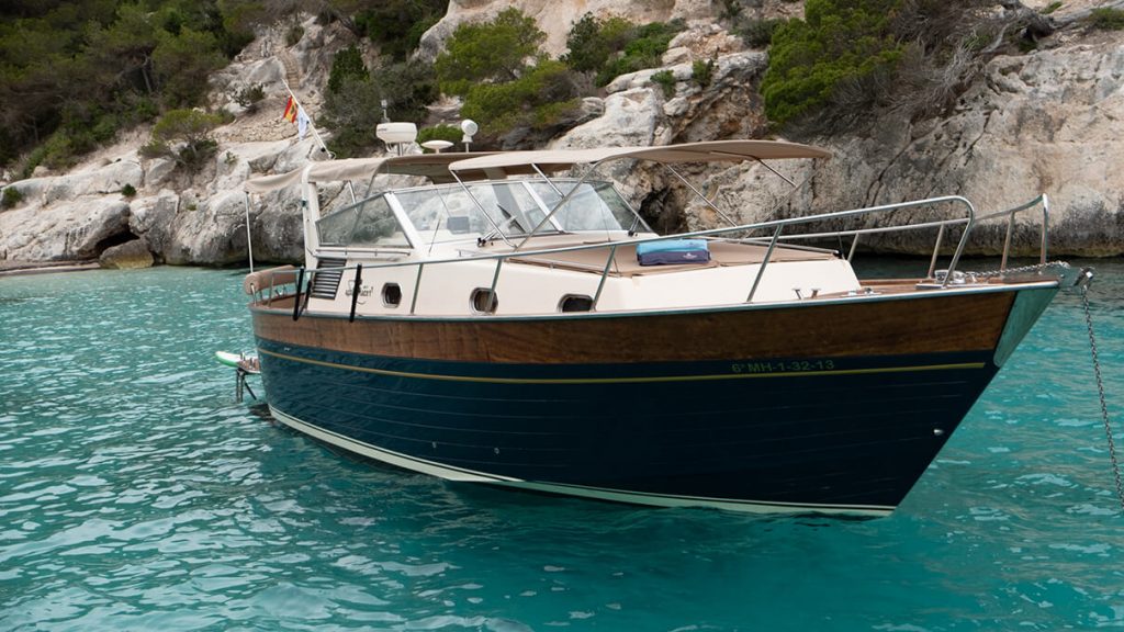 09-apreamare-luxury-big-boat-trips-menorca