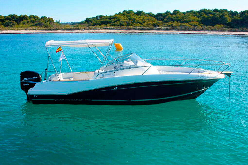 042. Cap Camarat 755 Motor Boat 1 01-cap-camarat-755-motor-boat-rental-menorca