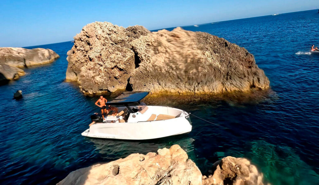 8-boat-rental-and-excursions-2023-menorca